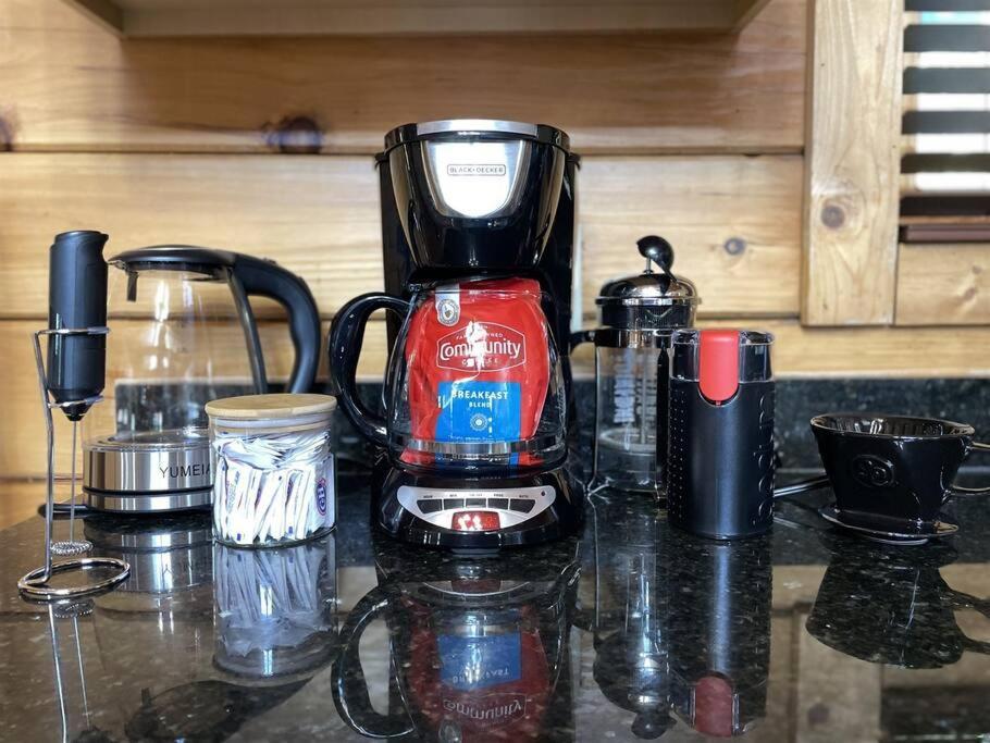 Spacious Smokies Cabin - Hot Tub With Mountain Views Gatlinburg Εξωτερικό φωτογραφία