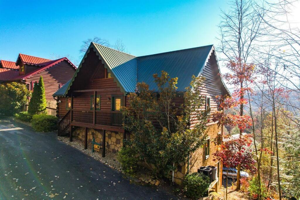 Spacious Smokies Cabin - Hot Tub With Mountain Views Gatlinburg Εξωτερικό φωτογραφία